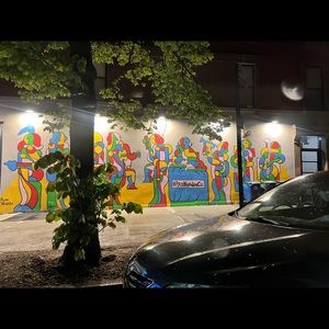 Meet your Posher, Manat